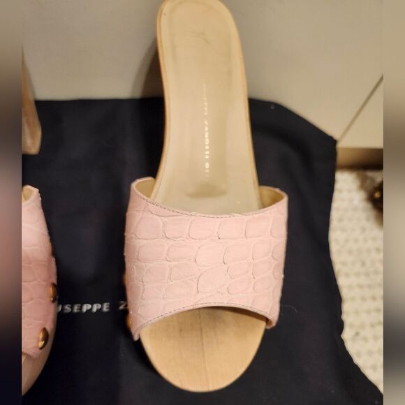 Giuseppe Zanotti Pink Croc-Embossed Leather Open Toe Clogs Sz.9/39 Ret.$595 - Picture 4 of 12